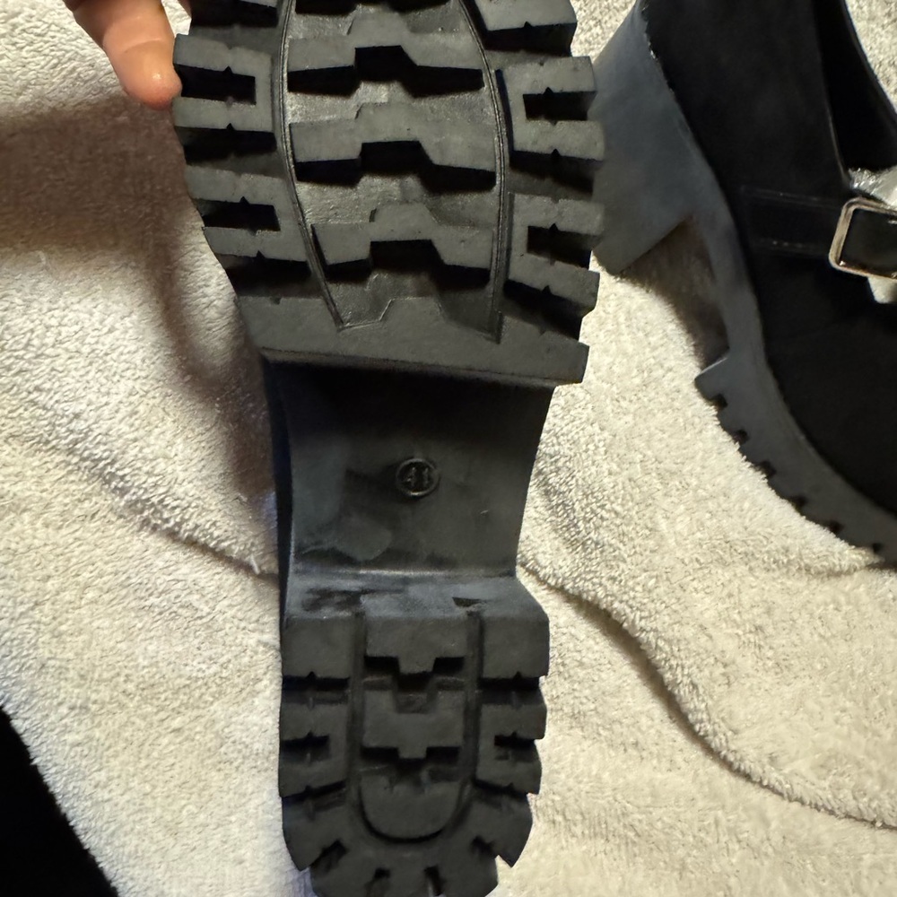 Black Suede Platform Mary Jane Shoes with Chunky Sole - Picture 6 of 10